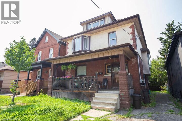 133 Park Row North 3 — photo 1