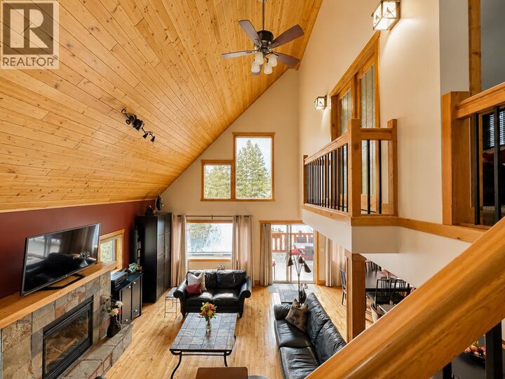 Property Photo: 1741 8th Avenue BC V0A 1K4