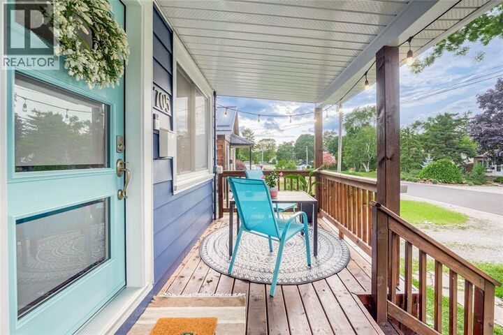 Property Photo:  705 Orchard Avenue  ON N7V 2X3 