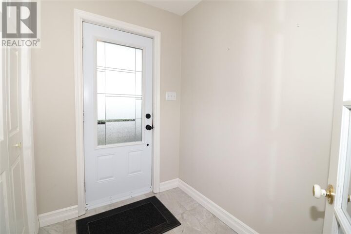 Property Photo:  2 Lions Crescent  NL A1W 4M2 
