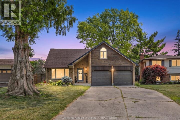 Property Photo:  76 Pamela Crescent  ON N7L 4S5 