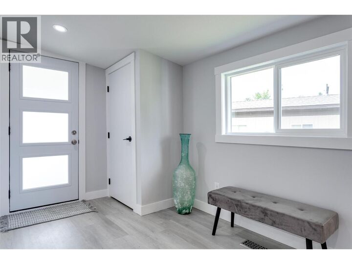 Property Photo:  3535 McCulloch Road 10  BC V1W 4R8 