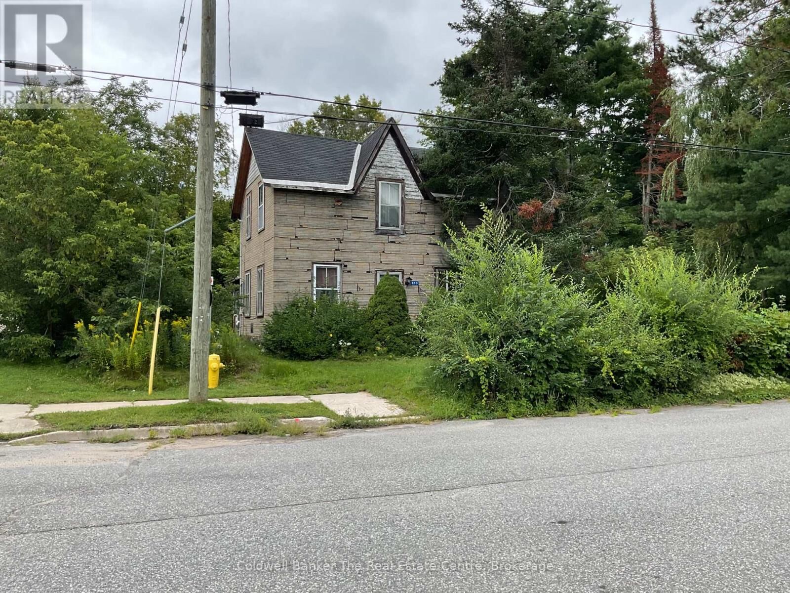 Property Photo:  610 John Street South  ON P1P 1J9 
