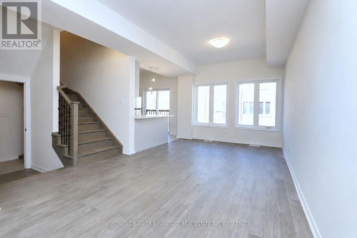 Property Photo: 138 Renfrew Trail ON L3C 0K2