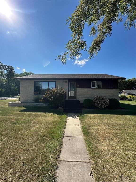 Property Photo:  224 Church Avenue  MB R0J 1P0 