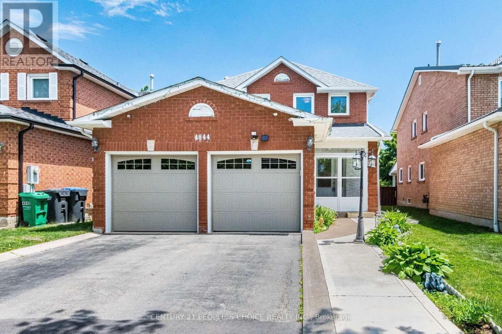 Property Photo:  4844 Owl Circle  ON L4Z 2P7 