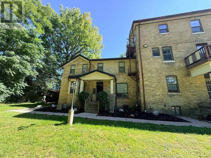 Photo de la propriété: 1 Waverley Place 4 ON N6B 2C3