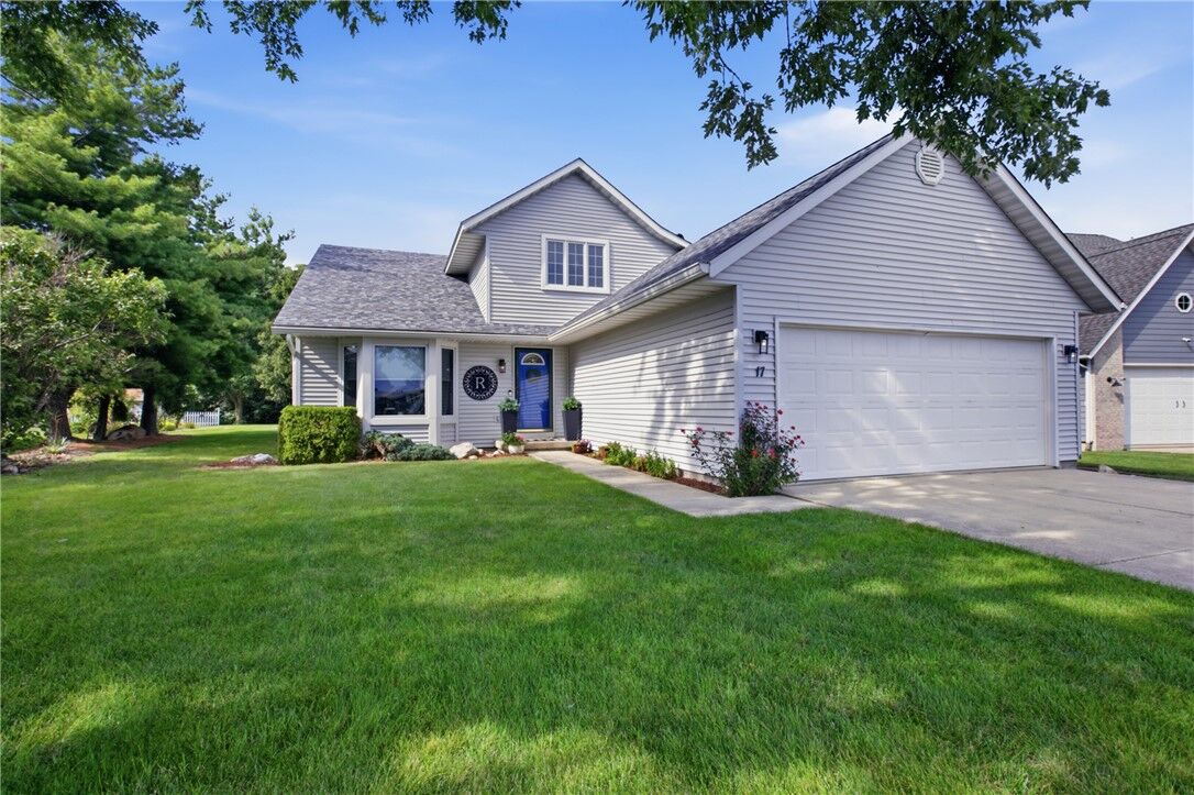 Property Photo:  17 Country Club Estates  IL 61951 