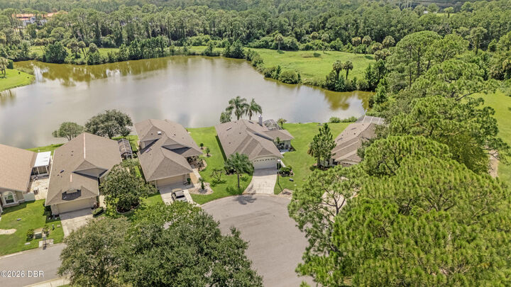 Property Photo: 289 Braeburn Circle FL 32114