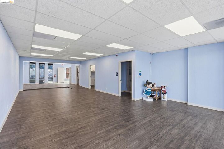 Property Photo:  869 Woodside Way  CA 94401 