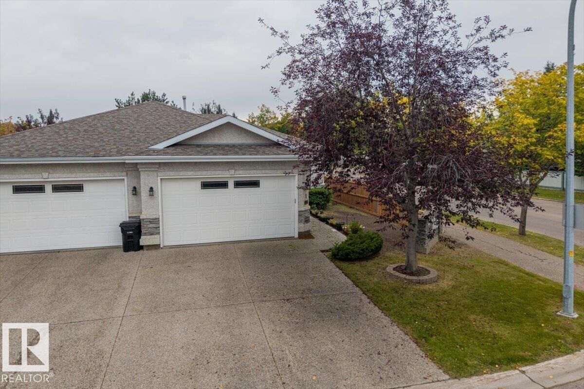 Property Photo: 1 Longview Place AB T7X 3Y5