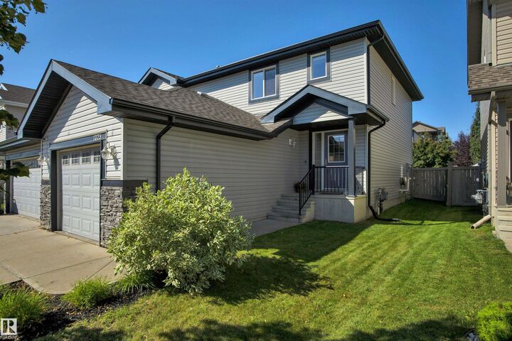 Property Photo:  1325 Cunningham Drive SW  AB T6W 0R8 
