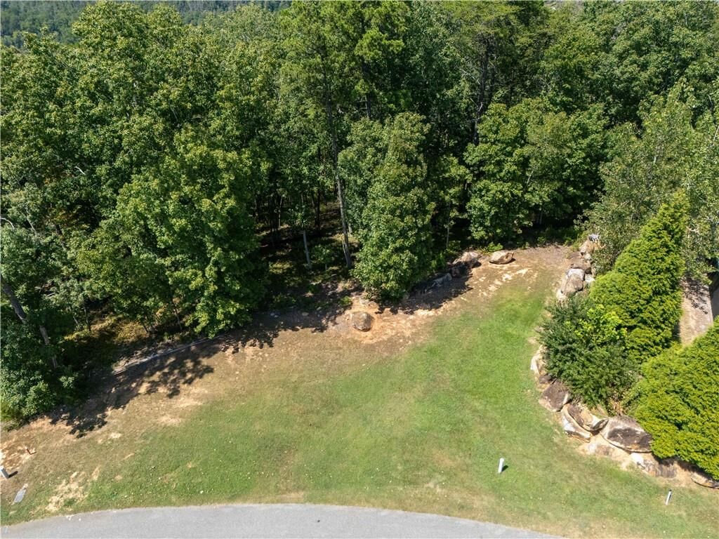 Property Photo:  104 Somerset Lane  GA 30132 