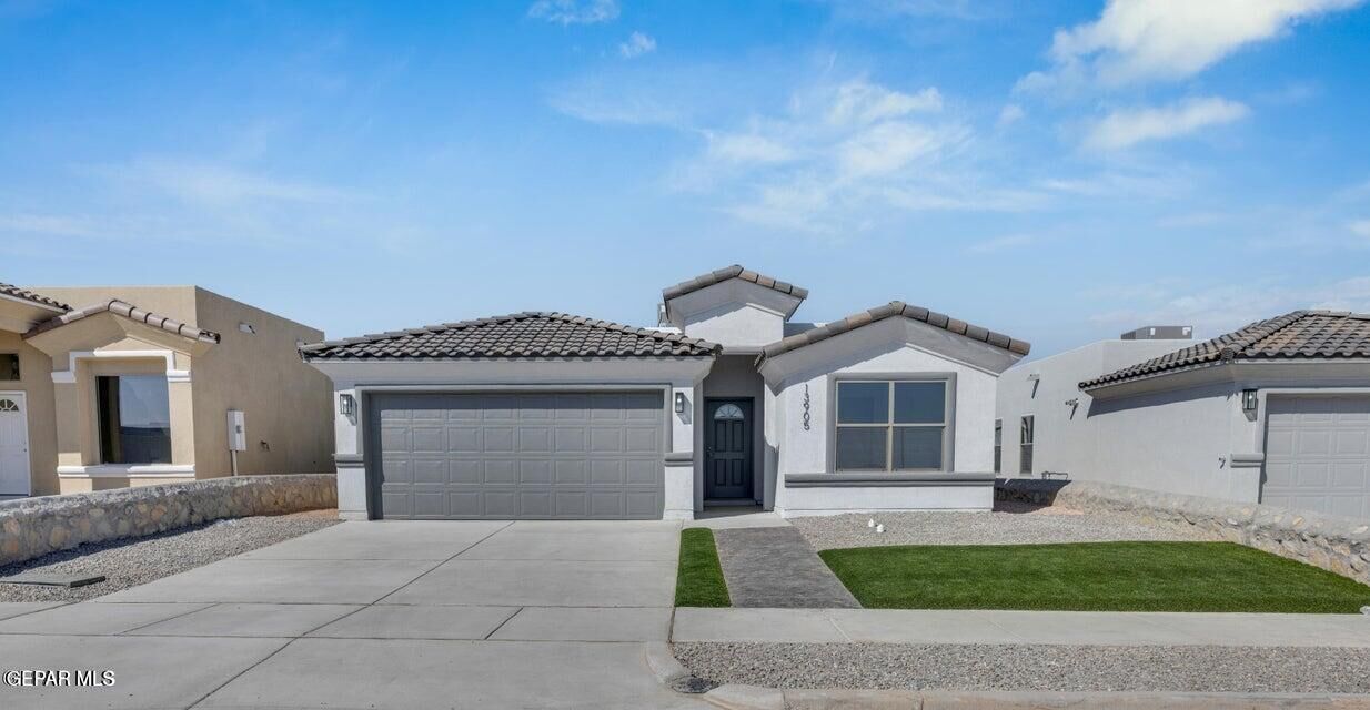 Property Photo: 13936 Paseo Alegre Avenue TX 79928