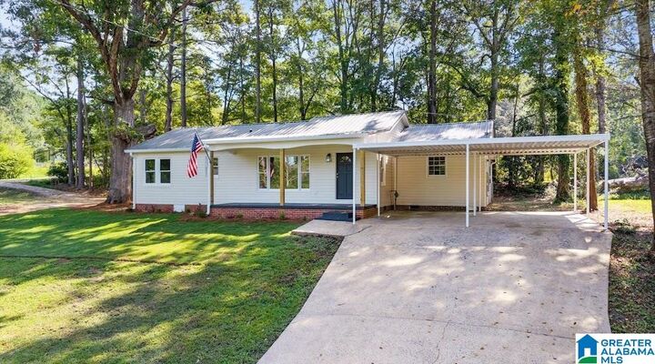 Property Photo: 227 Bennett Street AL 36264