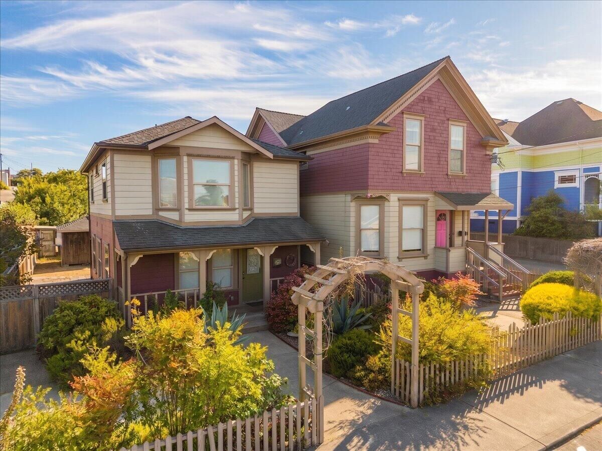 Property Photo: 2121 C Street CA 95501