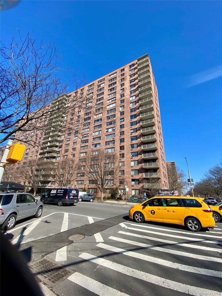 Property Photo: 372 Central Park West 20L NY 10025