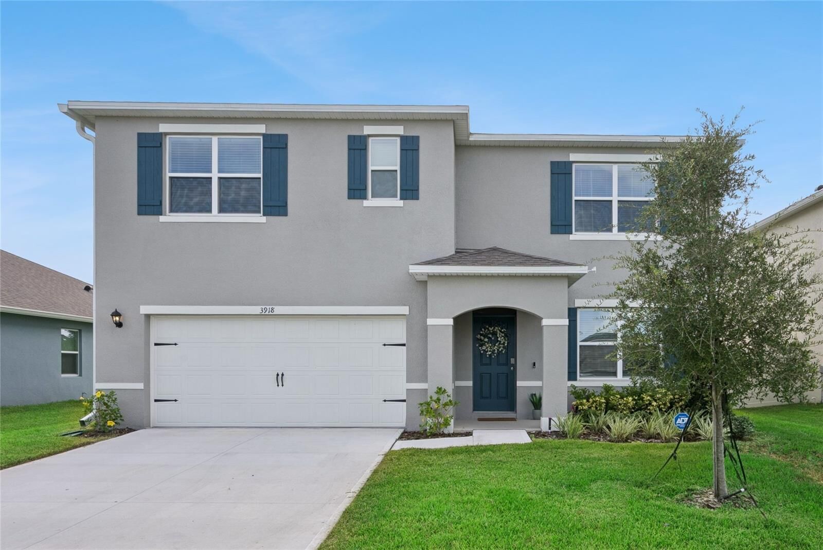 Property Photo:  3918 Royal Azalea Way  FL 32773 