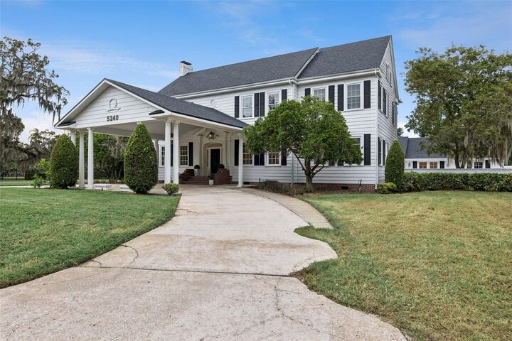 Property Photo: 5240 Alleman Drive FL 32809