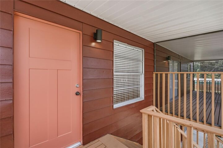 Property Photo:  4921 E Regnas Avenue  FL 33617 