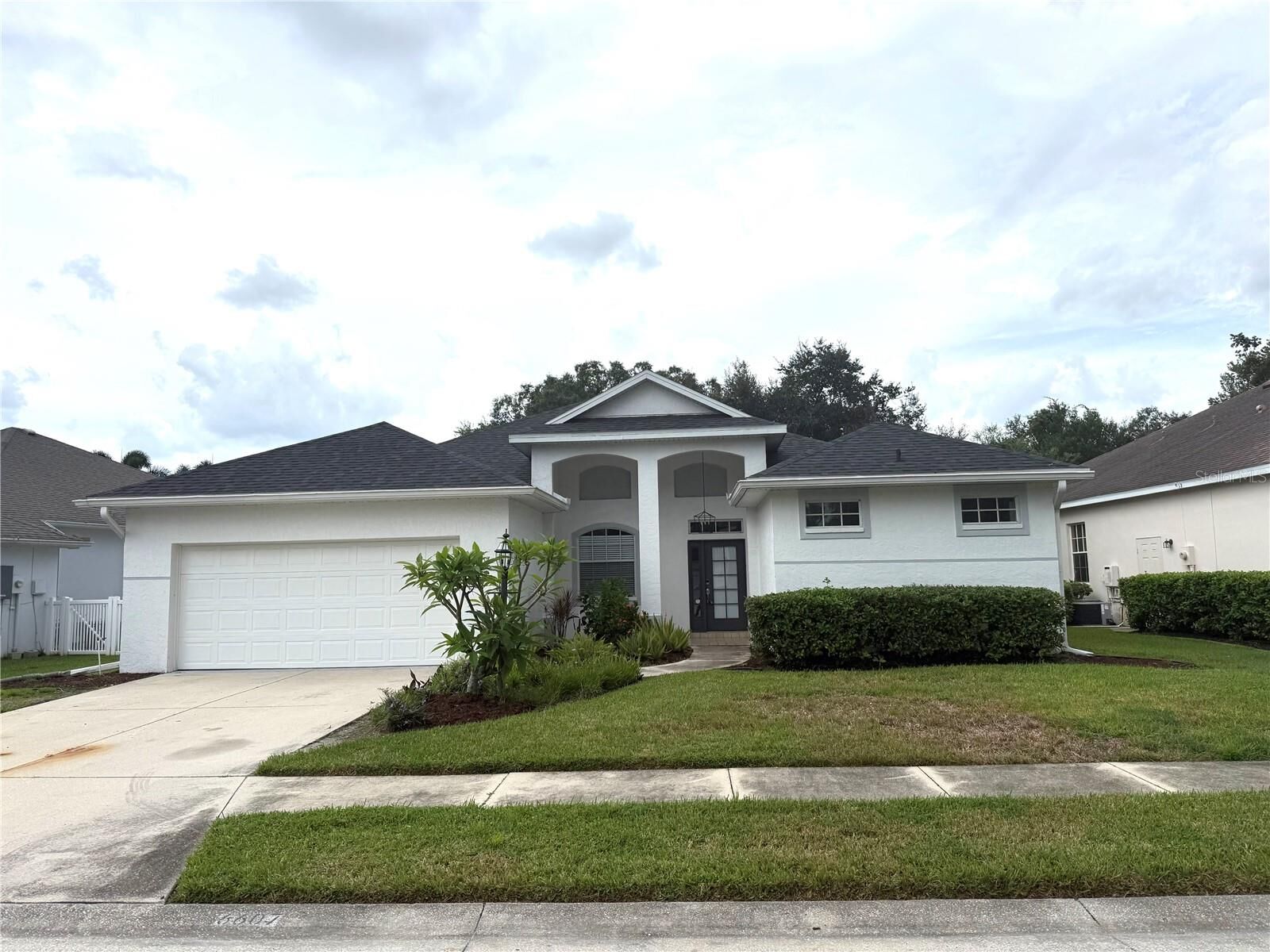 Property Photo:  6607 Meandering Way  FL 34202 