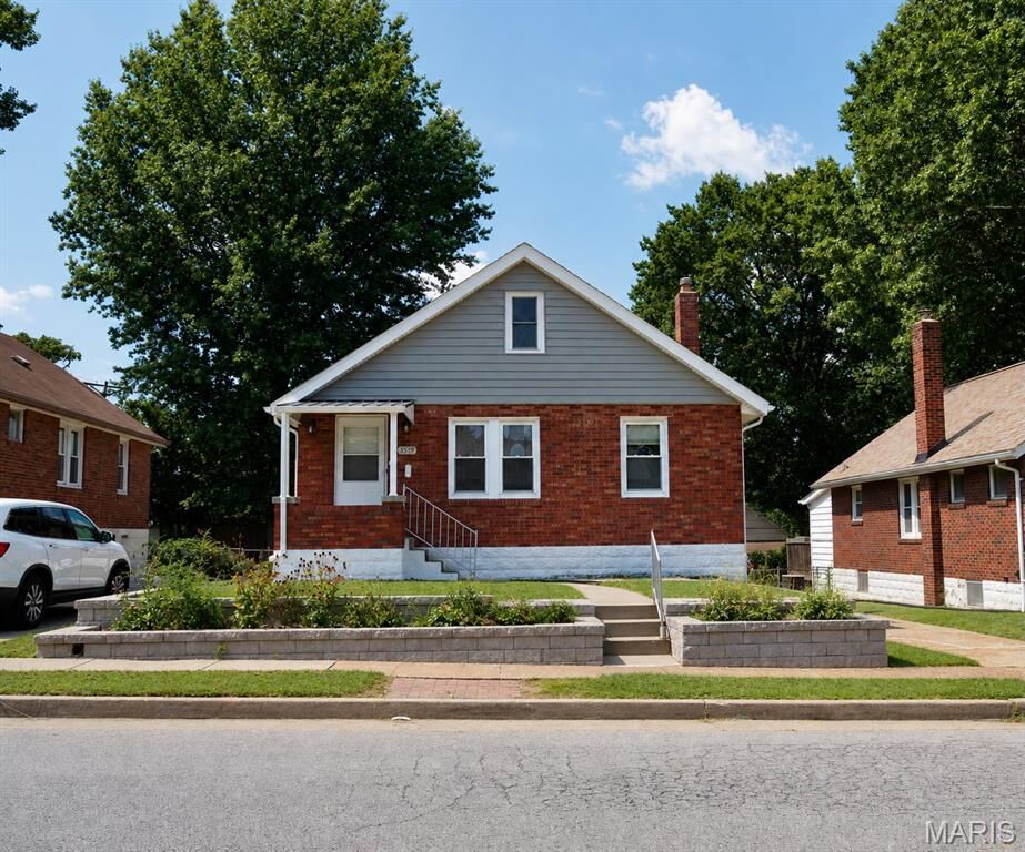 Property Photo:  3519 Roy Avenue  MO 63114 