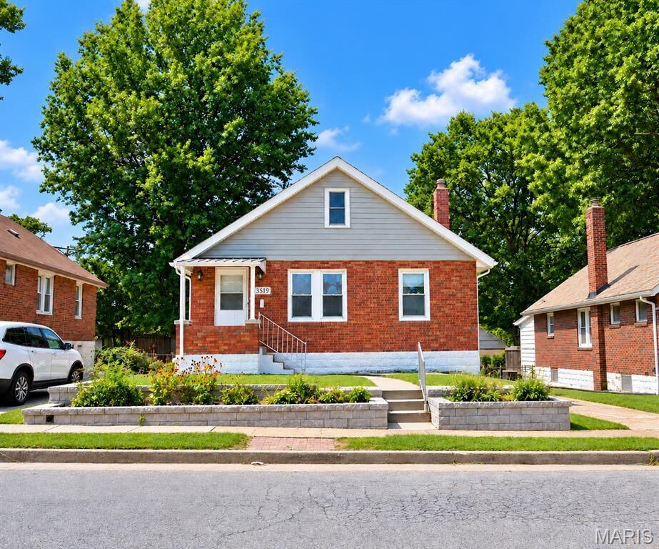 Property Photo: 3519 Roy Avenue MO 63114