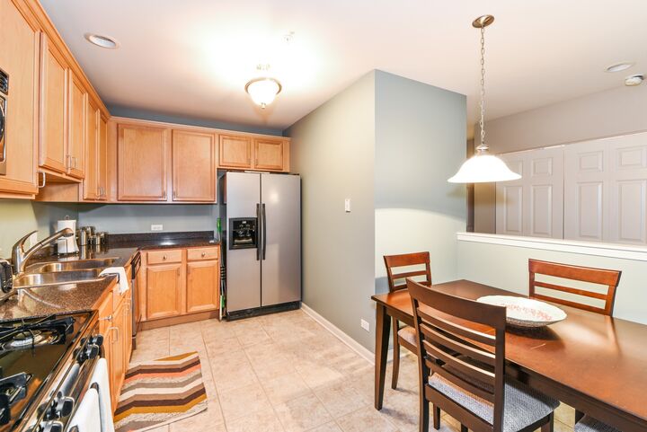 Property Photo:  9440 S 51st Avenue 413  IL 60453 