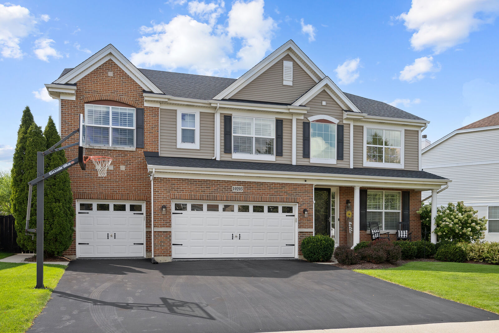 Property Photo:  10203 Hunter Trail  IL 60142 