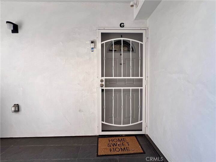 Property Photo:  13927 Chadron Ave G  CA 90250 
