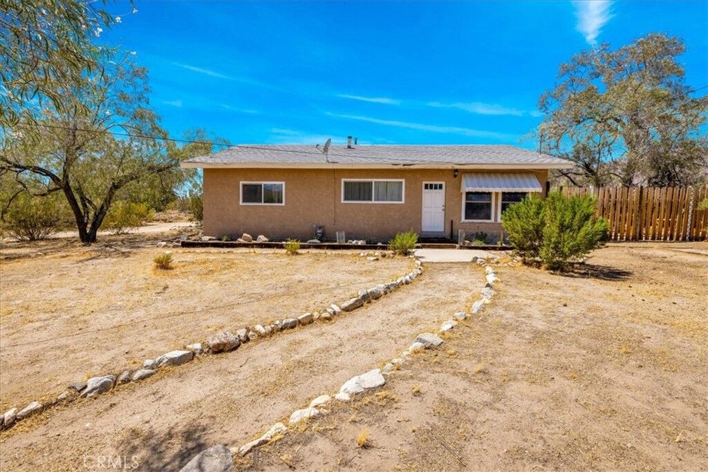 Property Photo:  9758 Lanning Lane  CA 92256 