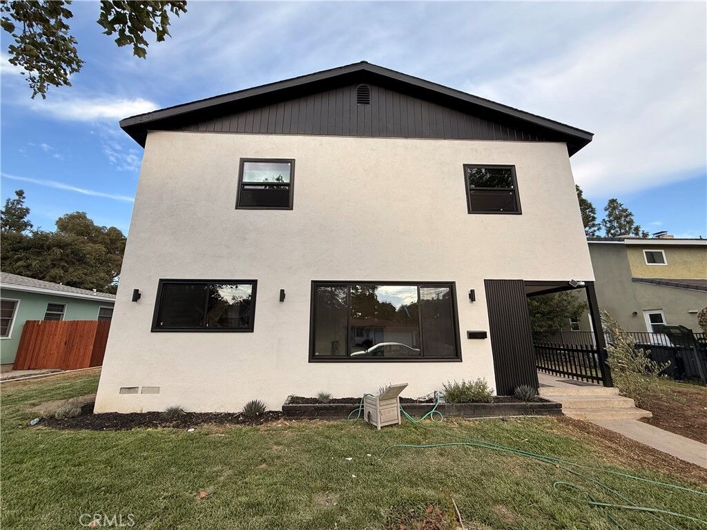 Property Photo: 2409 N Hesperian Street CA 92706