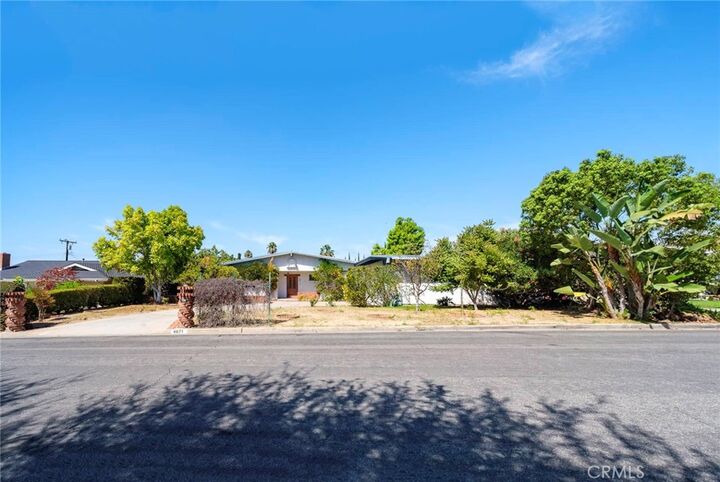 Property Photo: 4871 Sunnybrook Avenue CA 90621