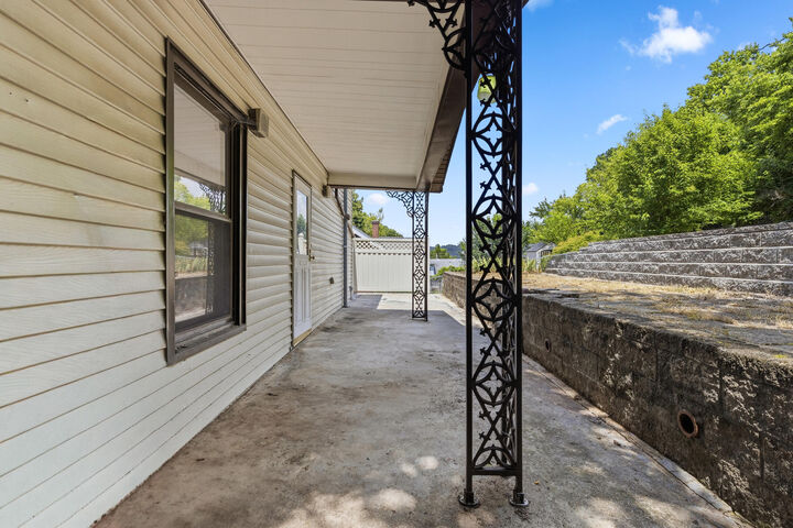 Property Photo:  1101 McKinney Avenue  KY 41074 