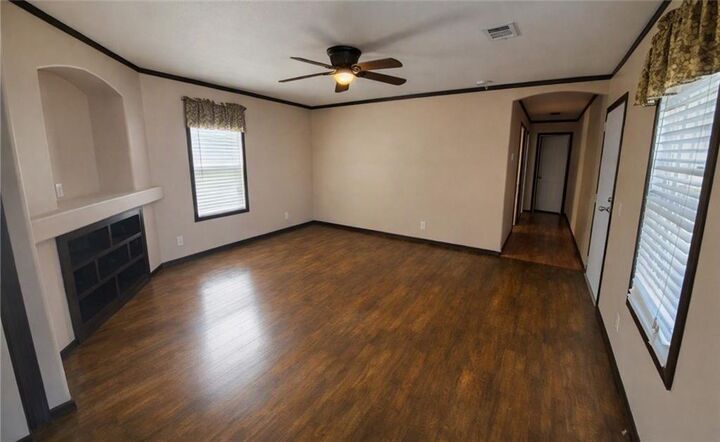 Property Photo: 30144 Highway 23 LA 70083