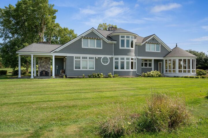 Property Photo: 400 Crosswind Road VT 05445
