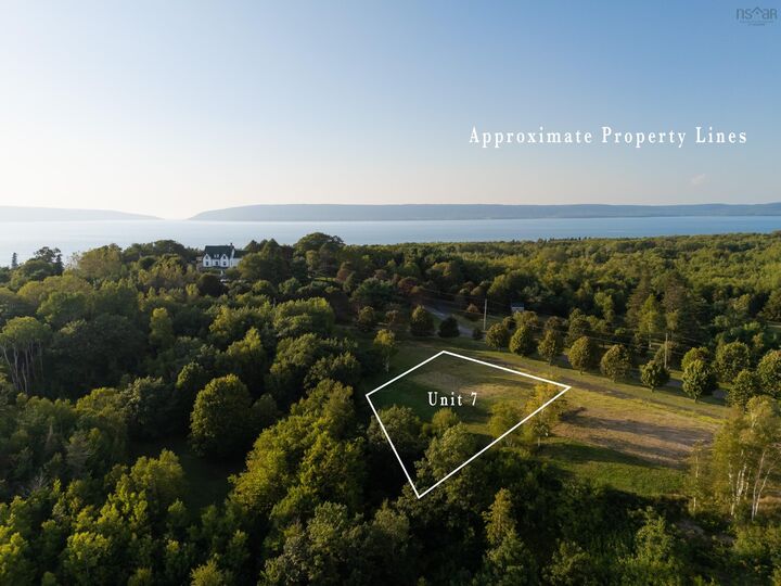 Property Photo:  7 Colonial Arms Drive  NS B0S 1J0 