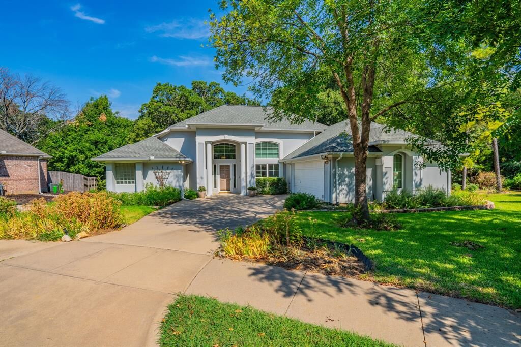 Photo de la propriété:  1101 Vista Verde Street  TX 76210 