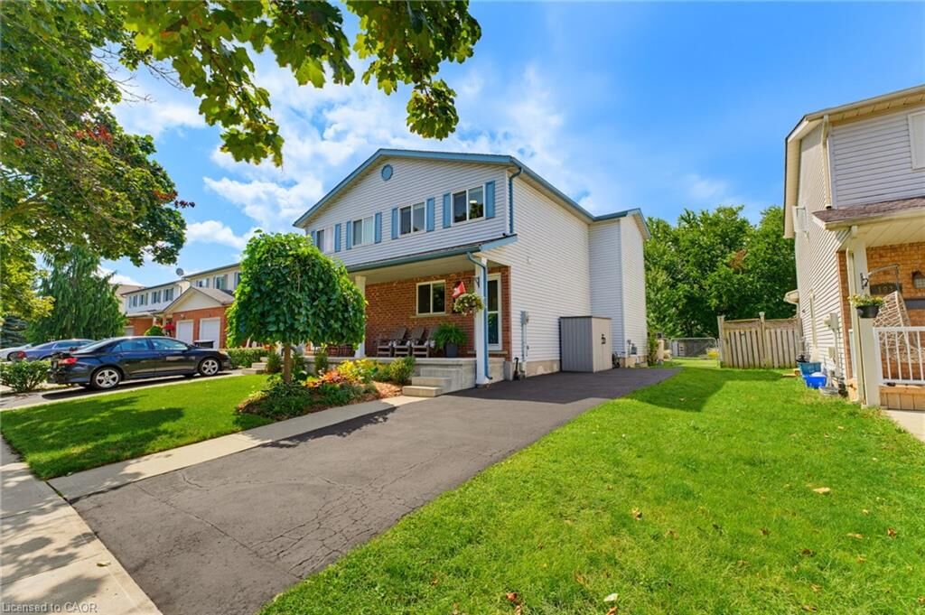 Property Photo: 195 Grulke Street ON N2A 2S6