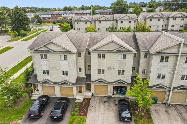 Property Photo: 137 Highland Crescent ON N2M 0A1