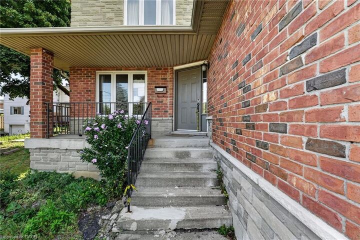 Property Photo: 1501 Upper Sherman Avenue ON L8W 0B9