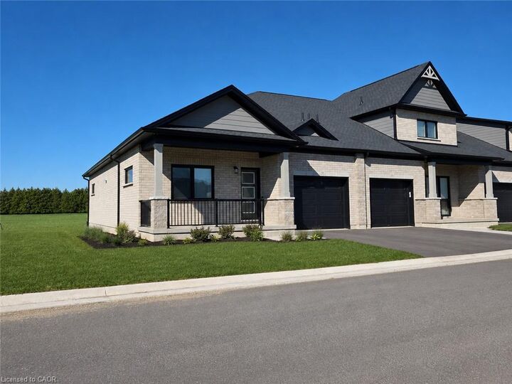 Property Photo:  121 Barn Owl Way  ON N3Y 0E3 