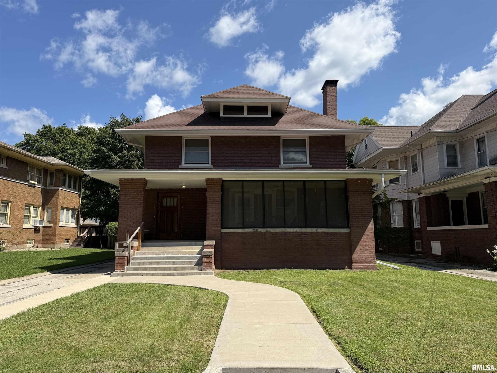 Property Photo: 1003 N Broad Street IL 61401