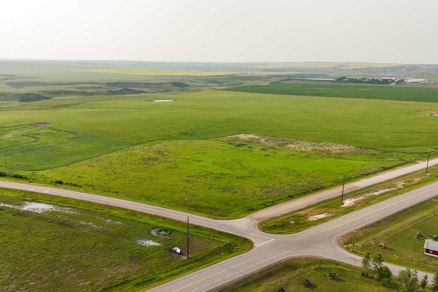 Property Photo:  On Hwy 5  AB T0K 2C0 