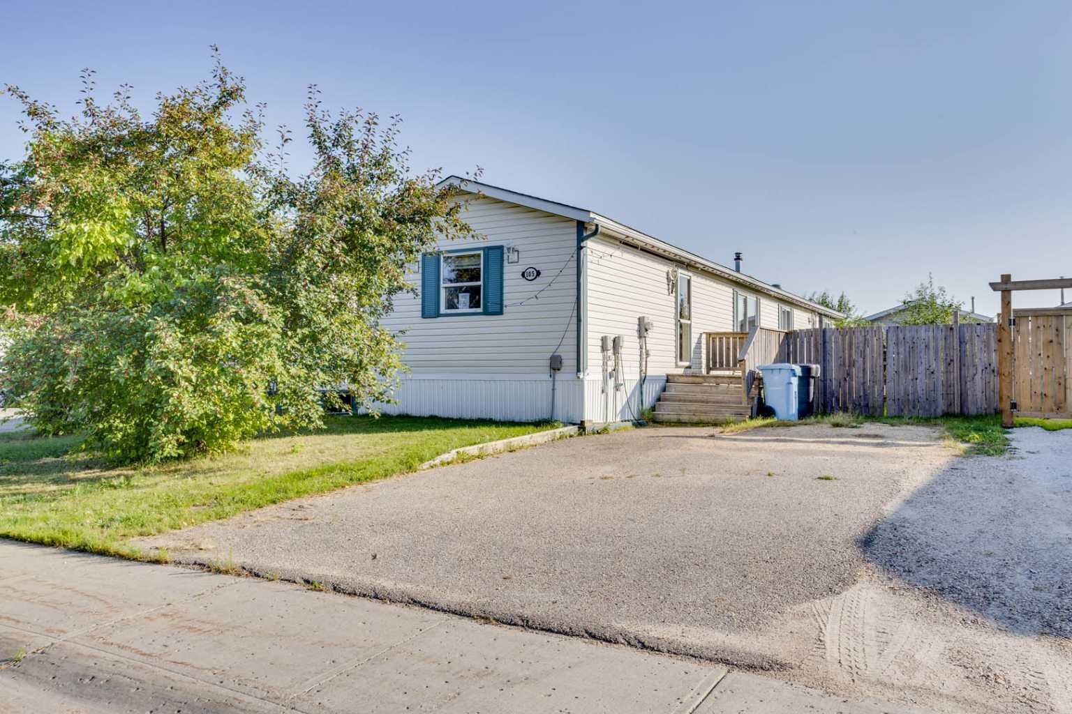 Property Photo:  105 Hoehne Street  AB T9K 2K8 