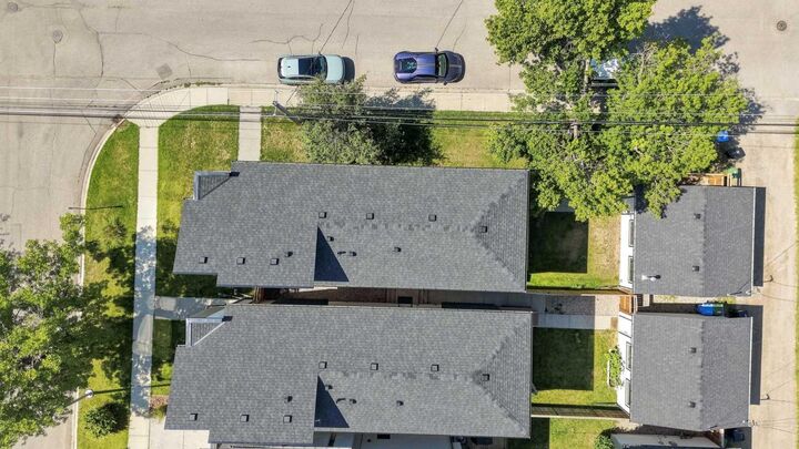 Property Photo: 1504 4 Street NE AB T2E 1E7