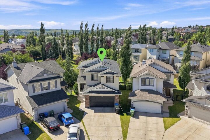 230 Panamount Grove NW — photo 1
