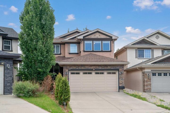 84 Everwillow Park SW — photo 1