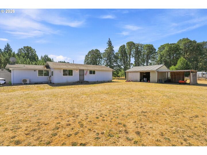 Property Photo:  23118 Warthen Rd  OR 97437 
