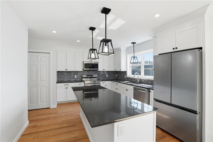 Property Photo:  6 Teresa Ann Crossing  RI 02893 